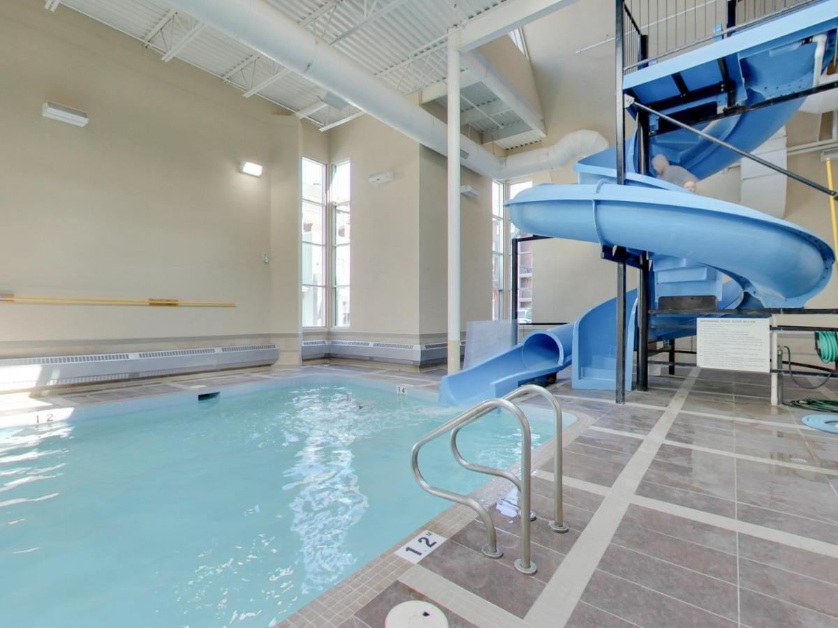 The Mountaineer By Instantsuites Pool & Hottub Canmore Buitenkant foto